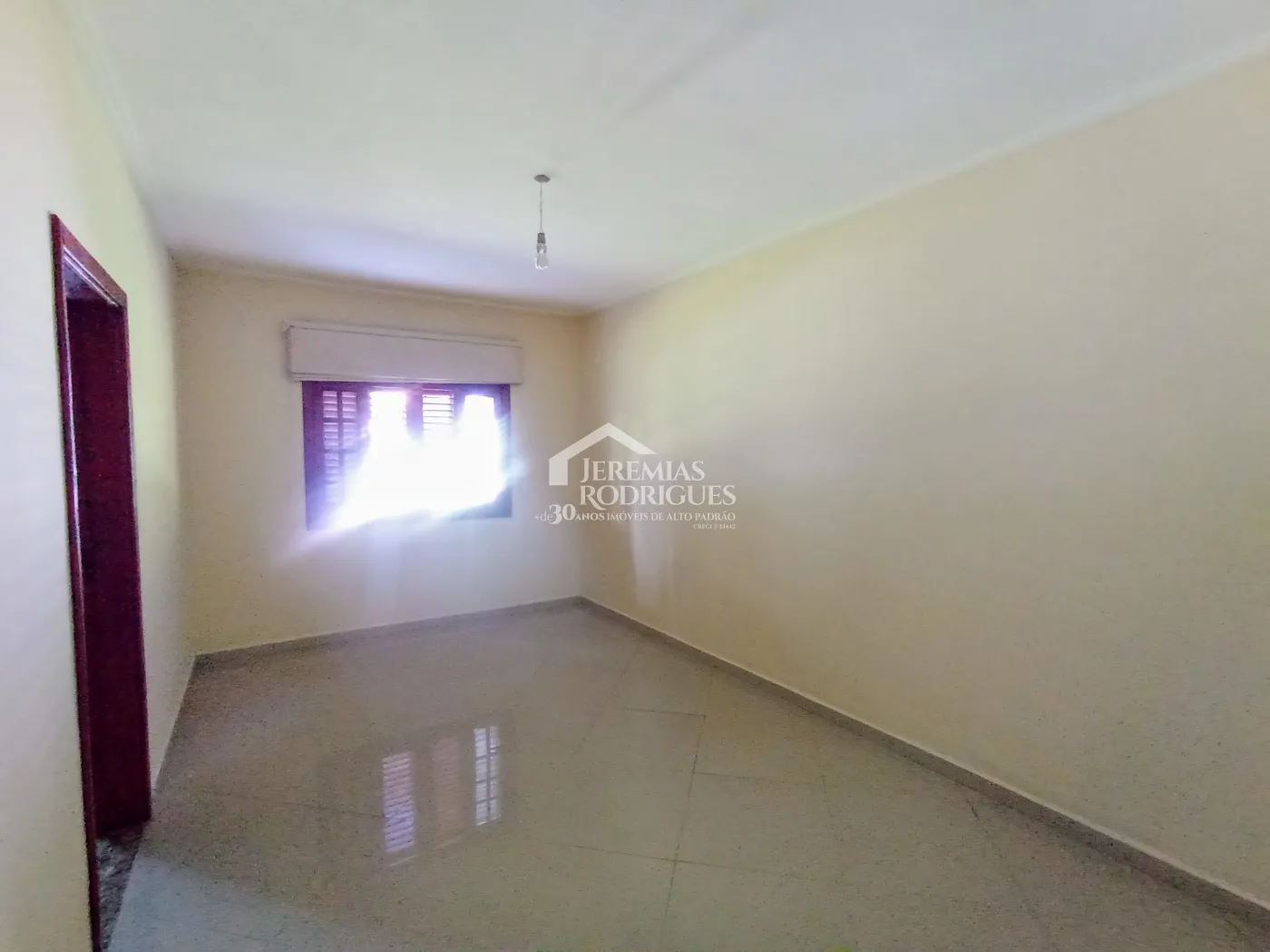 Chácara para locação com 4 dormitórios no bairro Jardim Carlota em Moreira Cesar/SP