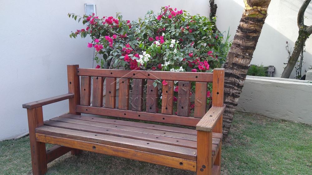 Casa à venda com 4 dormitórios no Condomínio Taubaté Village em Taubaté/SP. 