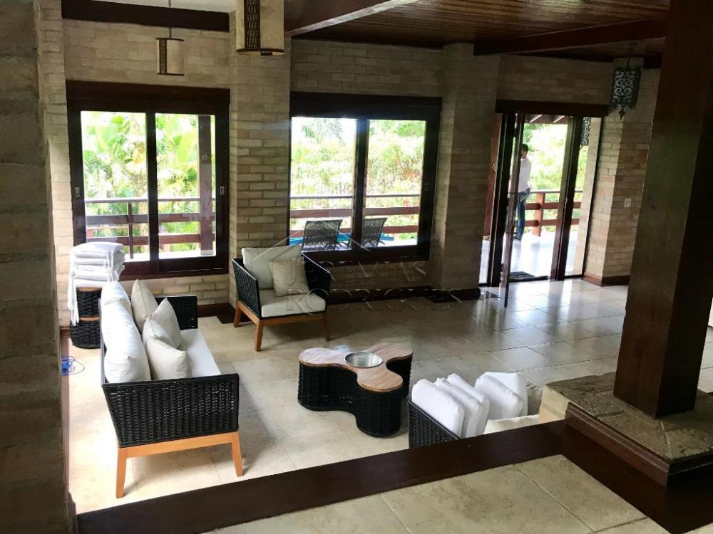 Casa à venda no Condomínio Domingas Dias em Ubatuba/SP.