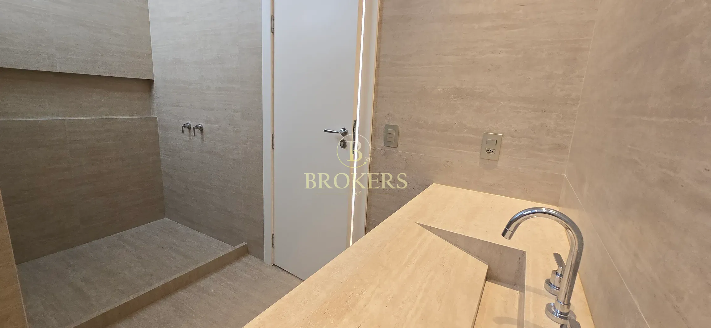 Cobertura linear, modernizada à venda no Leblon, São 460m², 4 suítes, vista indevassável para o Jar — foto 54