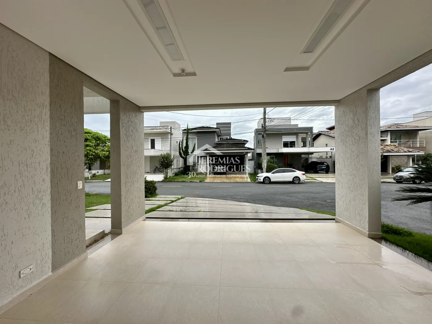 Casa com 3 dormitórios, 237 m² - Campos do Conde Chamboard - Tremembé/SP.