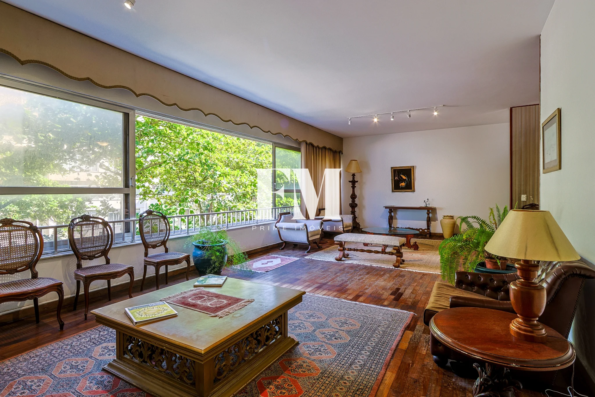 Exclusividade no Leblon: Imponente Apartamento de 187m² a Apenas 60 Metros da Praia na Av. Afrânio de Melo Franco - foto 6