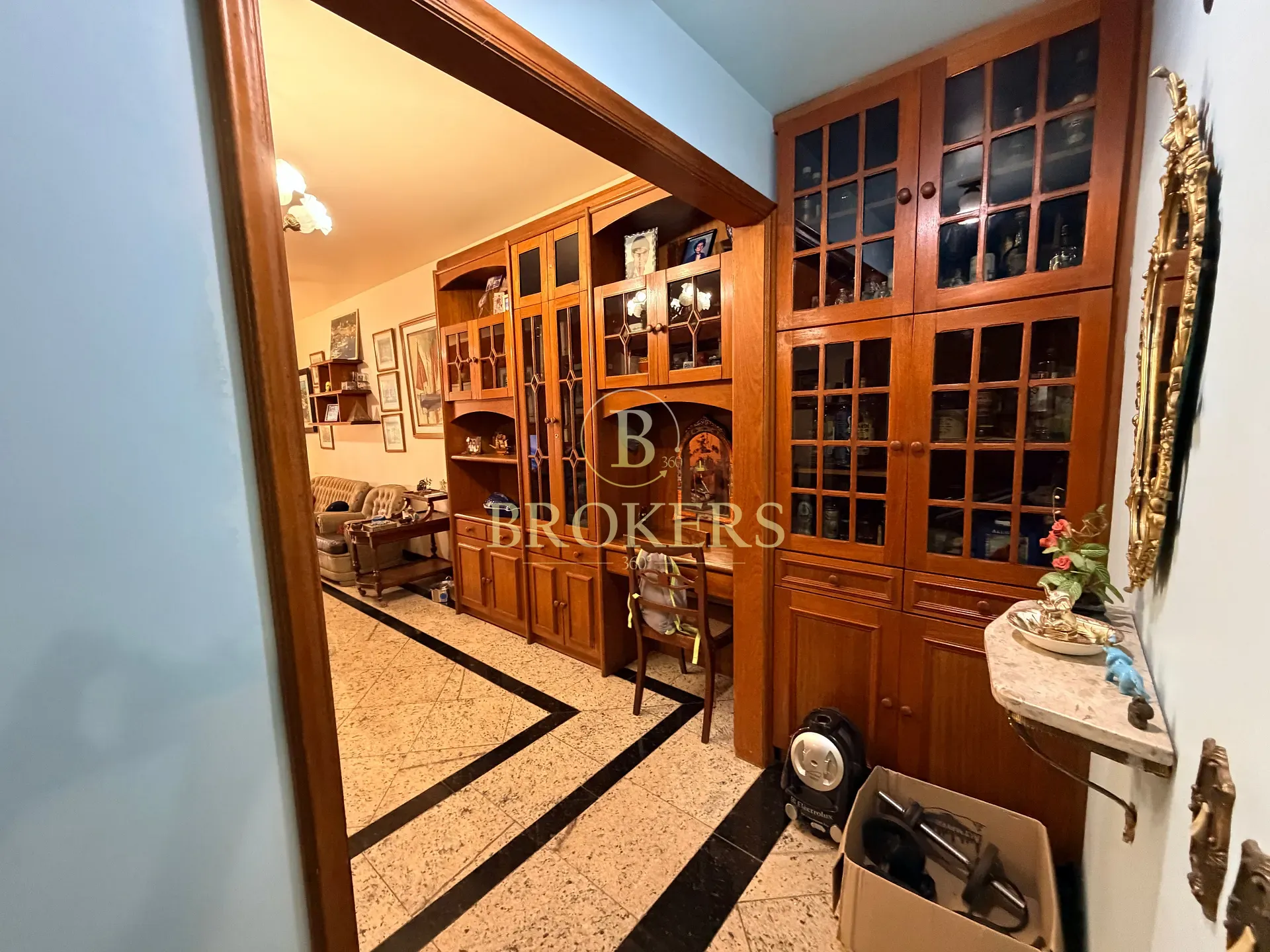Apartamento modernizado à venda  junto ao Bairro Peixoto, Copacabana! Espaçoso 162m², Varandão, 3 q — foto 3
