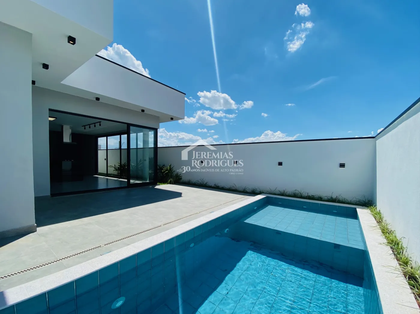 Casa de 360 m² à venda por R$ 1.180.000,00 - Taubaté/SP