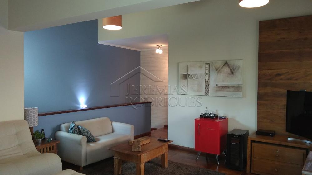 Casa à venda com 4 dormitórios no Condomínio Taubaté Village em Taubaté/SP. 