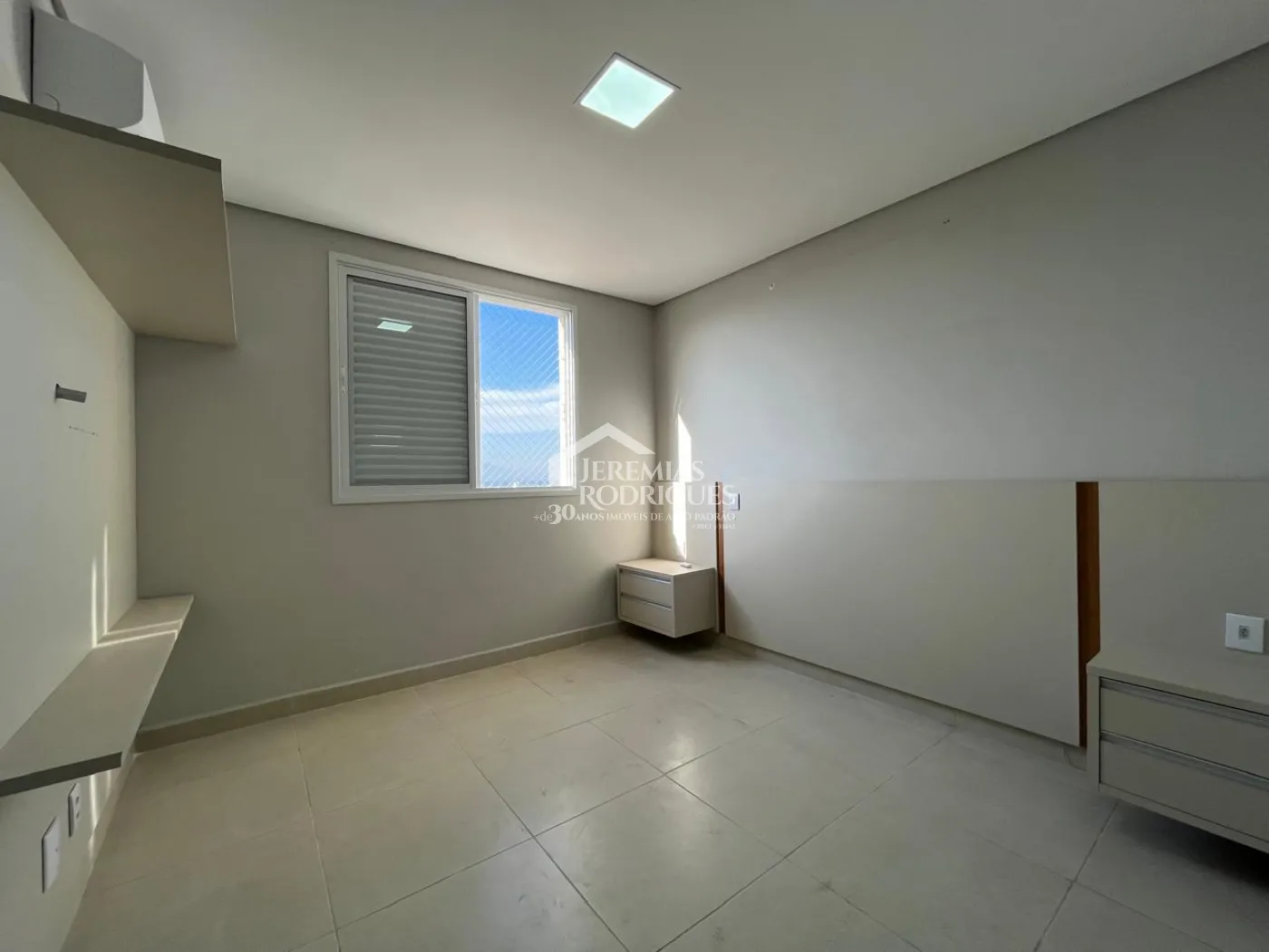 Apartamento com 3 suítes, 155 m² - Condomínio Residencial Renaissance - Taubaté/SP