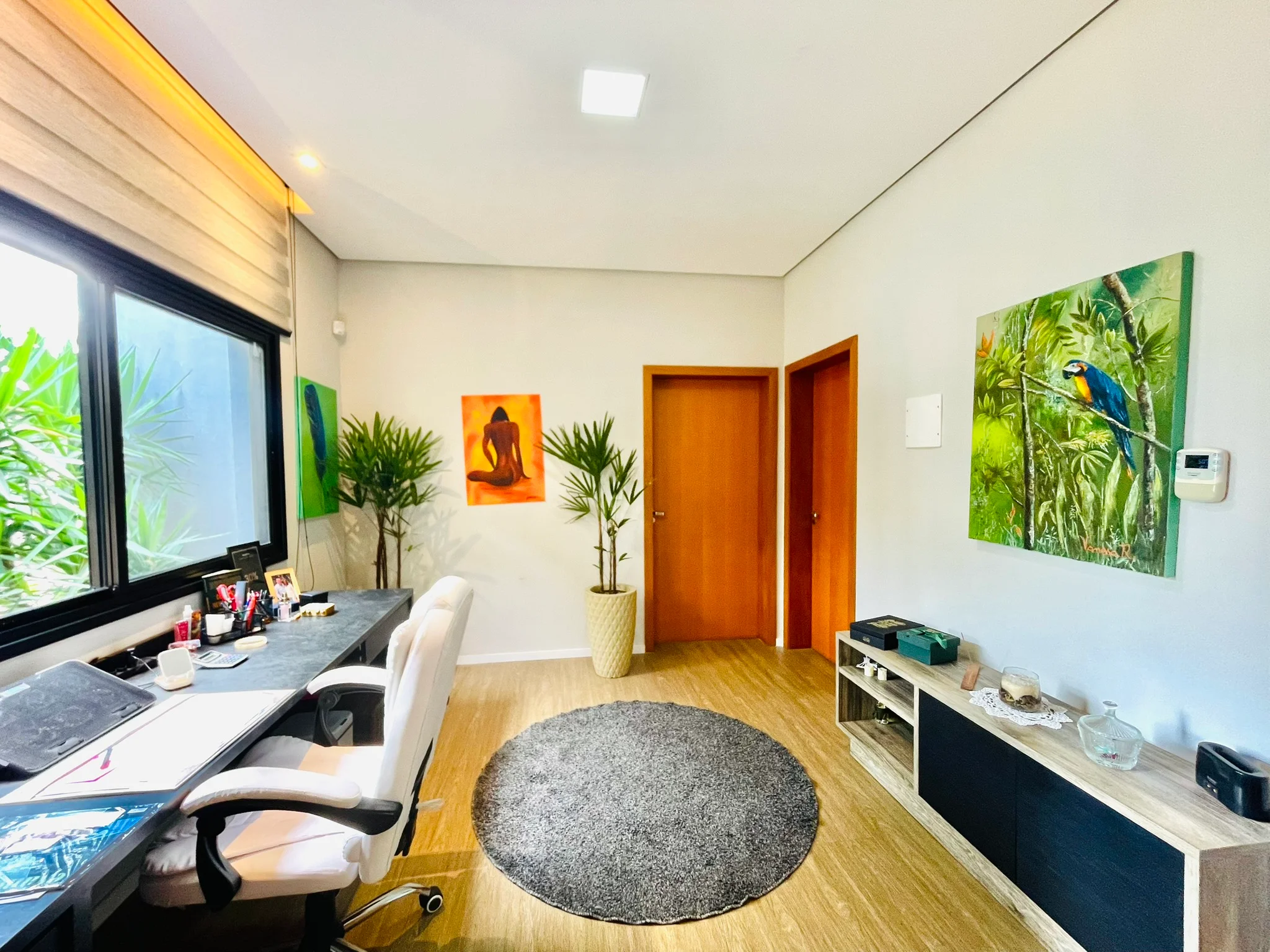 Casa  com porteira fechada á venda no Condomínio Altos do Cataguá em Taubaté/SP.