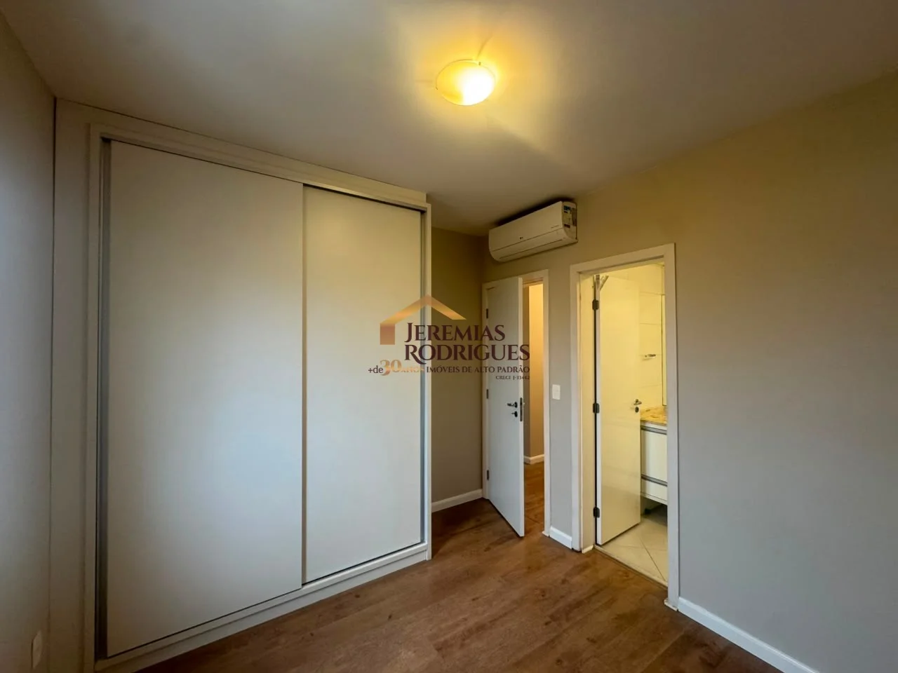 Apartamento para venda e locação no Condomínio Camburi em Taubaté/SP