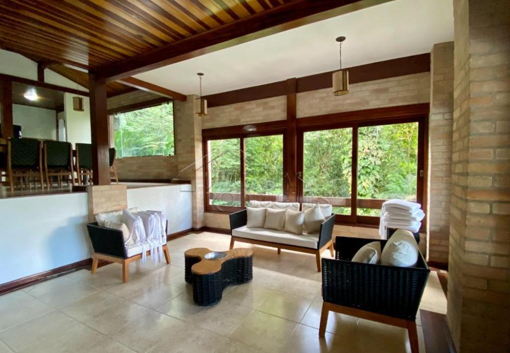 Casa à venda no Condomínio Domingas Dias em Ubatuba/SP.