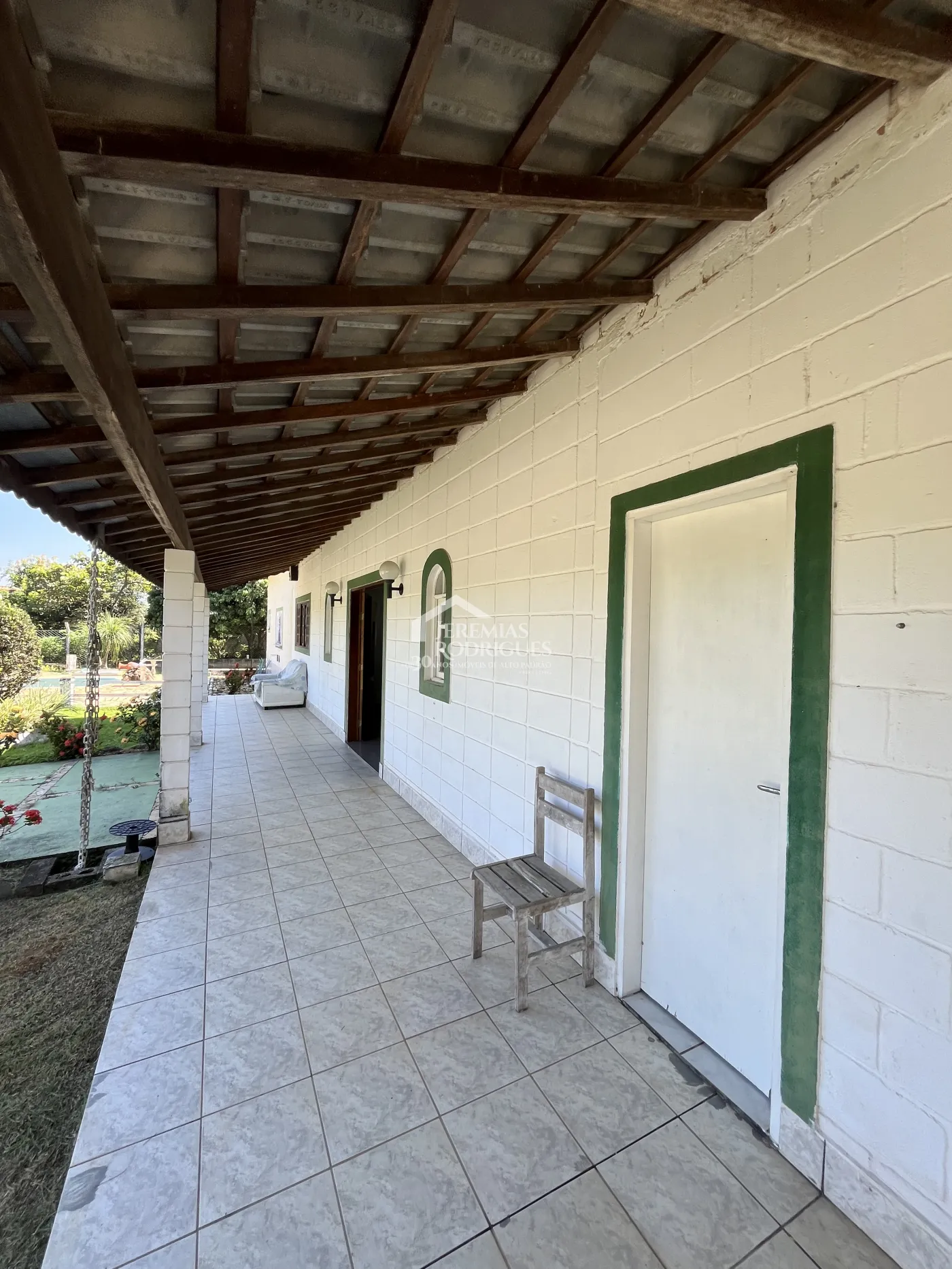 Chácara com 5 dormitórios, 400 m² - Lago Azul - Pindamonhangaba/SP