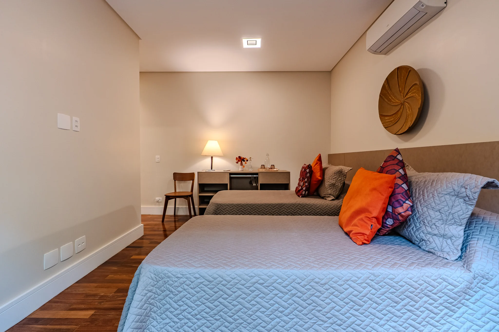 Casa à venda com 4 suítes no Residencial Santo Antônio em Santo Antônio do Pinhal/SP.