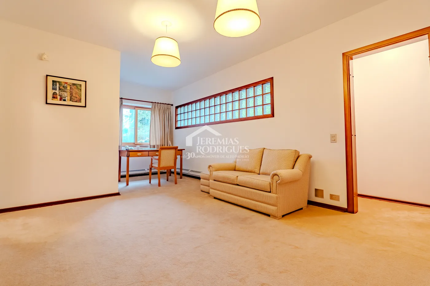 Casa com 4 suítes, 670 m² - Alto do Capivari - Campos do Jordão/SP.