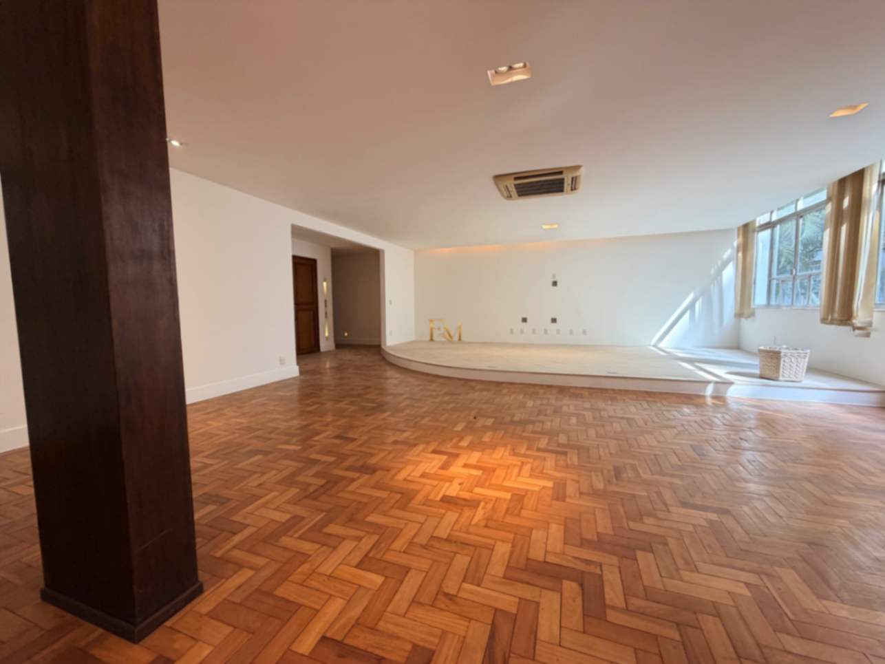 Apartamento à venda com amplitude, design, 4 quartos, e 2 vagas a 350m da praia em Copacabana posto — foto 24