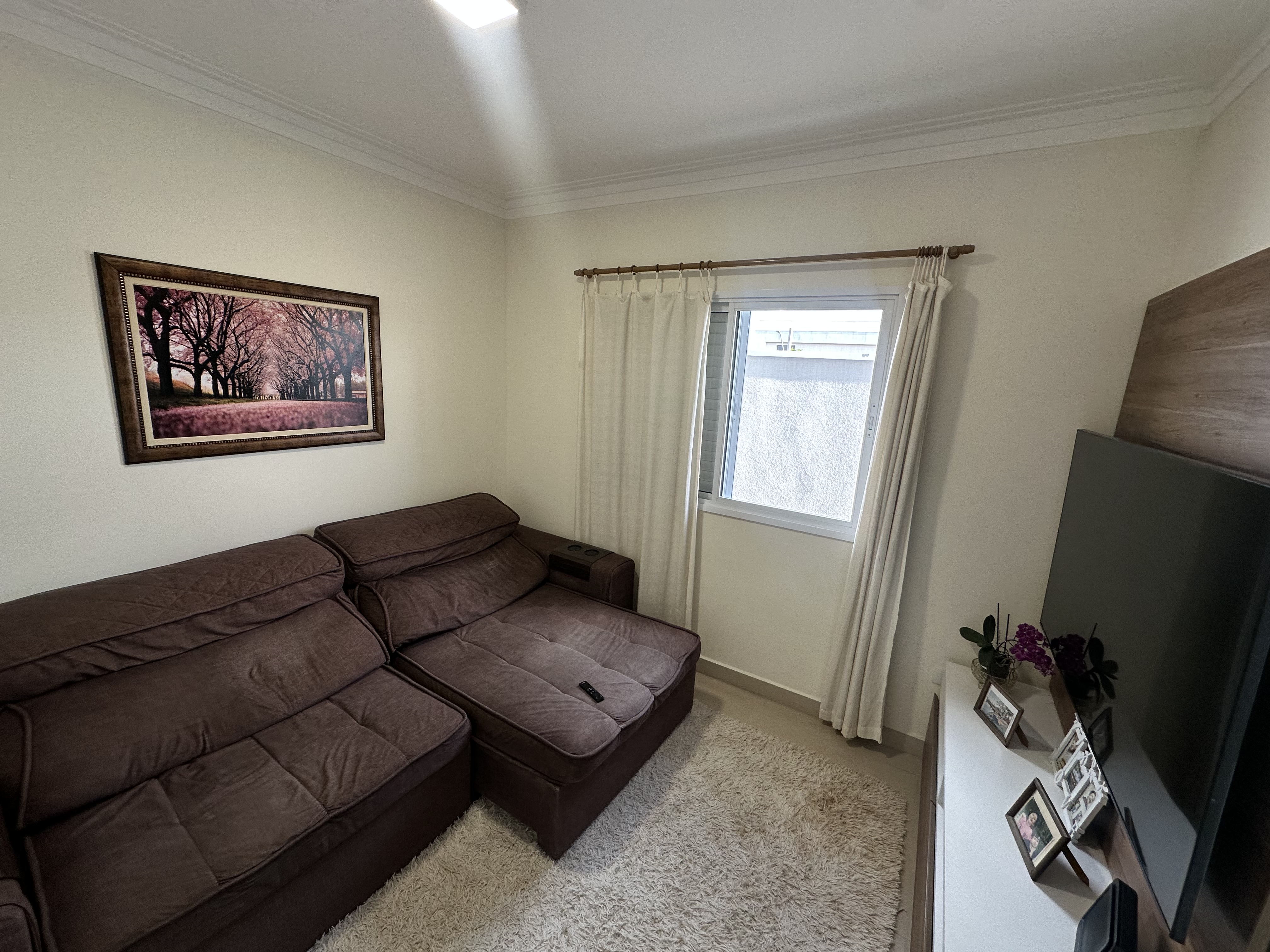 Casa para venda e locação com 3 suítes no Condomínio Reserva dos Lagos em Pindamonhangaba/SP.