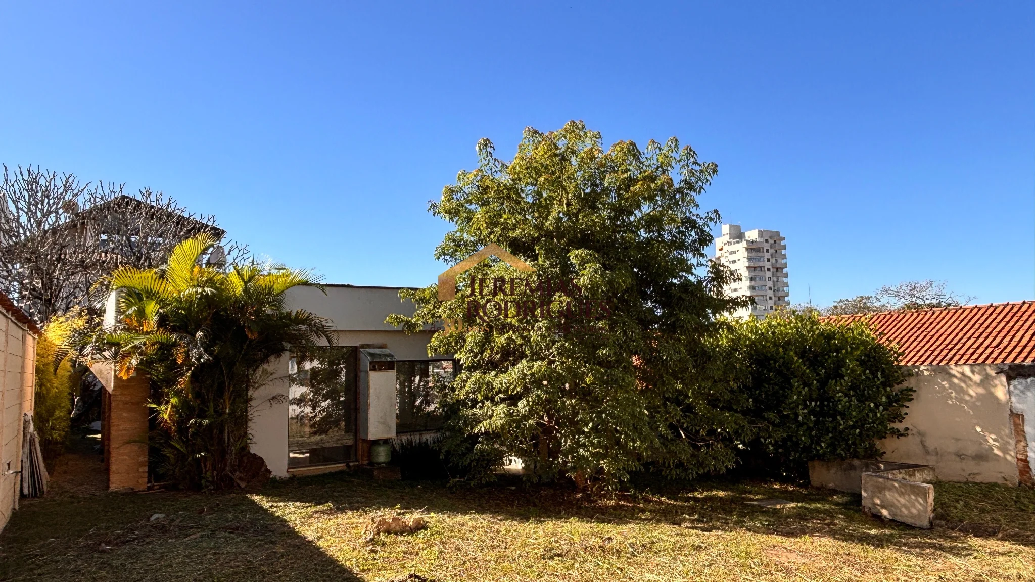 Imóvel comercial Amplo no centro de Pindamonhangaba/SP. — foto 37