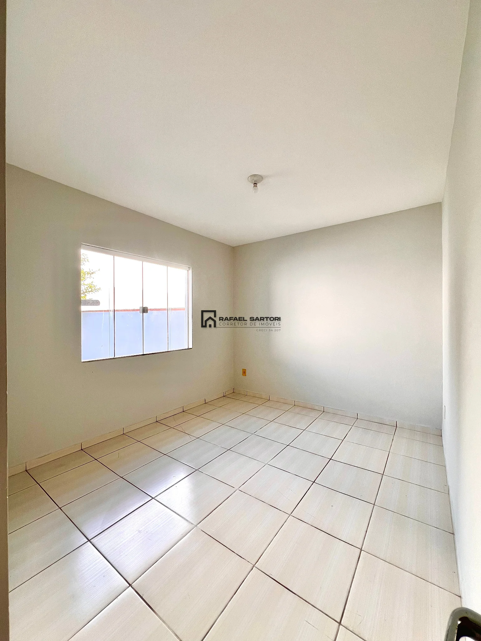 CASA COM 03 QUARTOS NO AMIZADE — foto 12