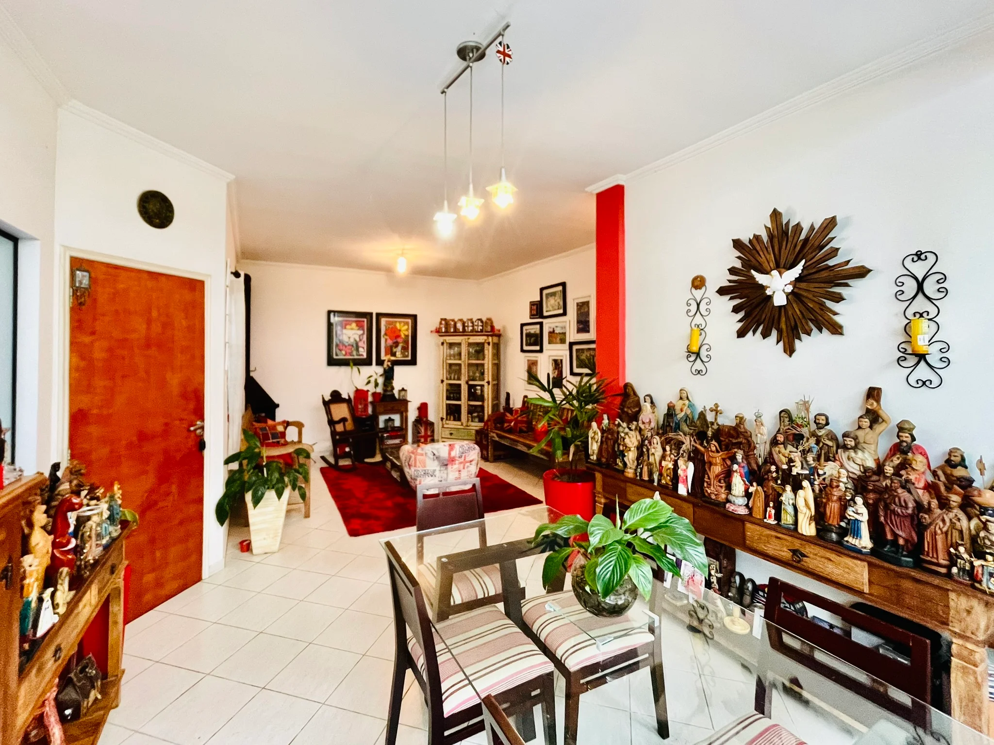 Casa á venda no Condomínio Campos do Conde I em Taubaté/SP