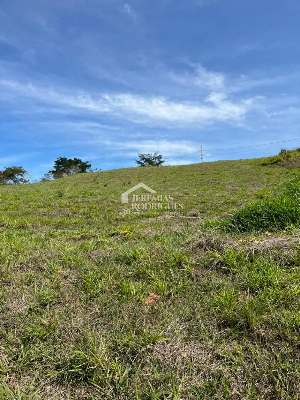 Terreno com 1.058,79 m² - Condomínio Reserva Altos do Cataguá - Taubaté/SP