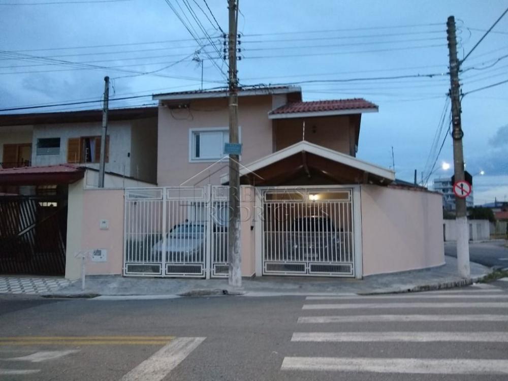Casa à venda por R$ 800.000,00 - Taubaté/SP