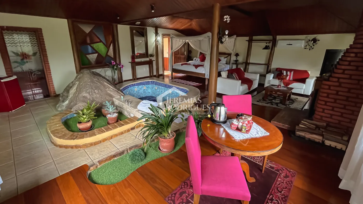 Pousada com 900 m² - Visconde de Mauá/RJ