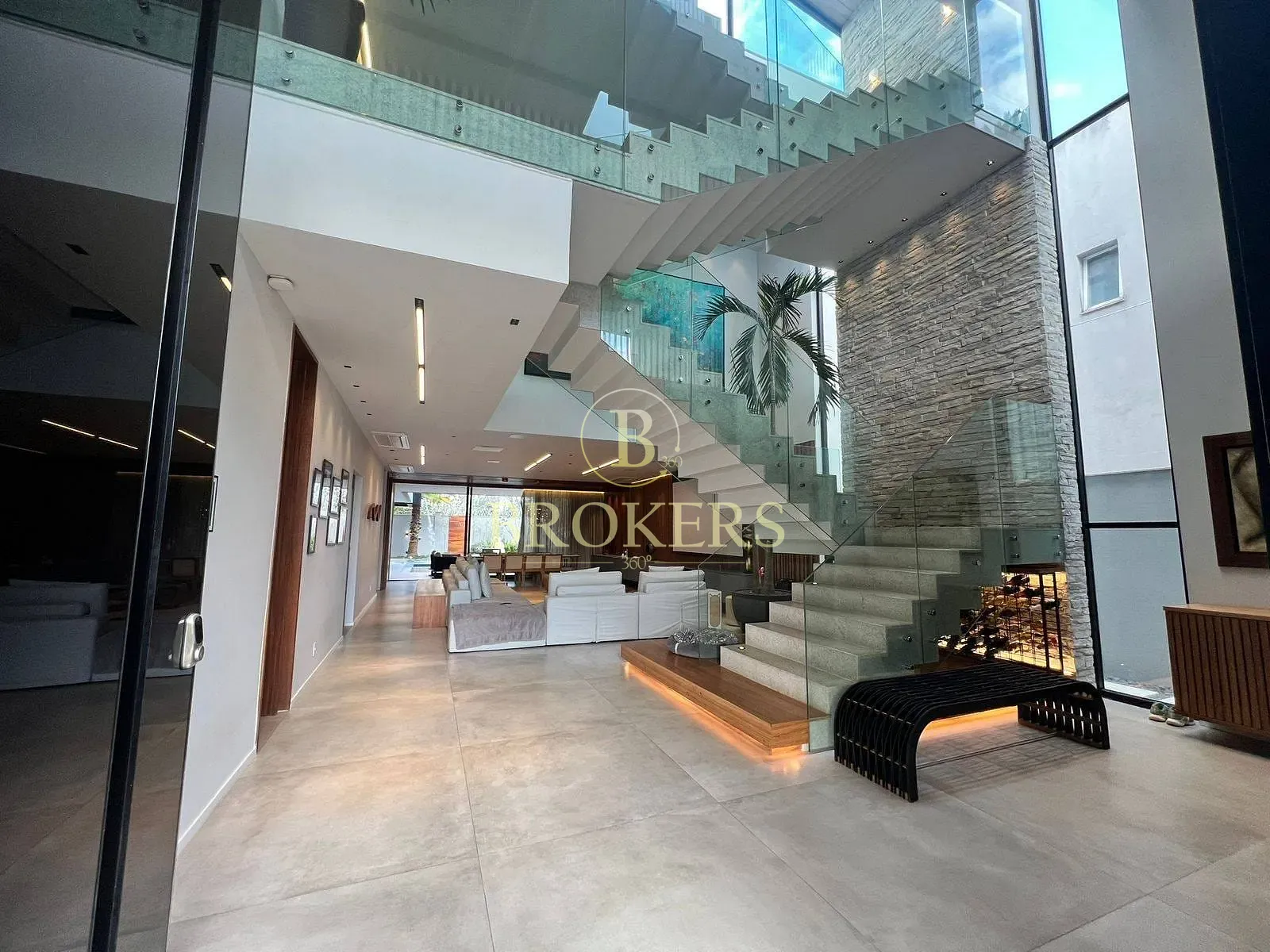 Moderna e sofisticada: Casa triplex no Alphaville com elevador, 5 suítes e terraço panorâmico por R — foto 36
