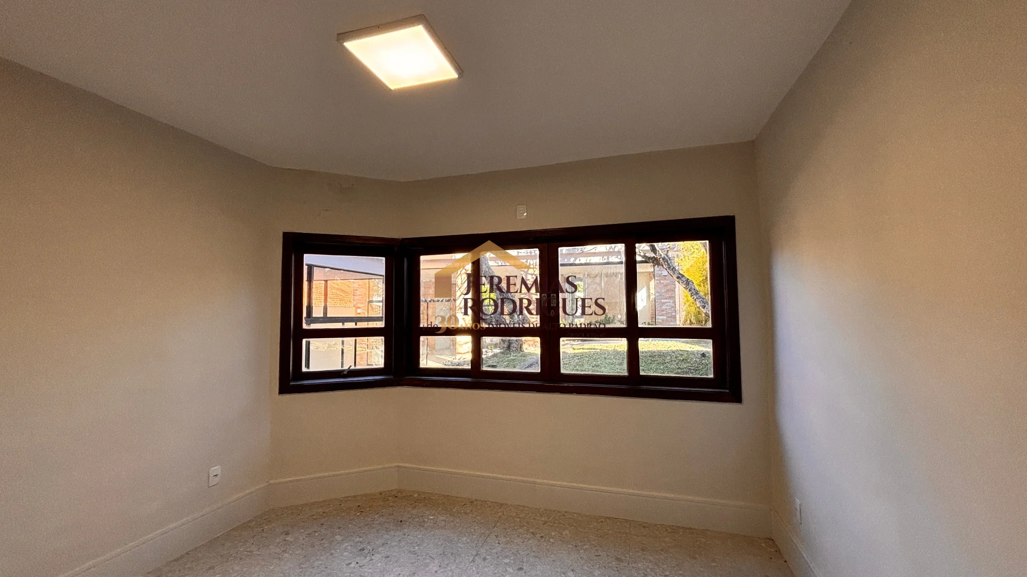Imóvel comercial Amplo no centro de Pindamonhangaba/SP. — foto 29