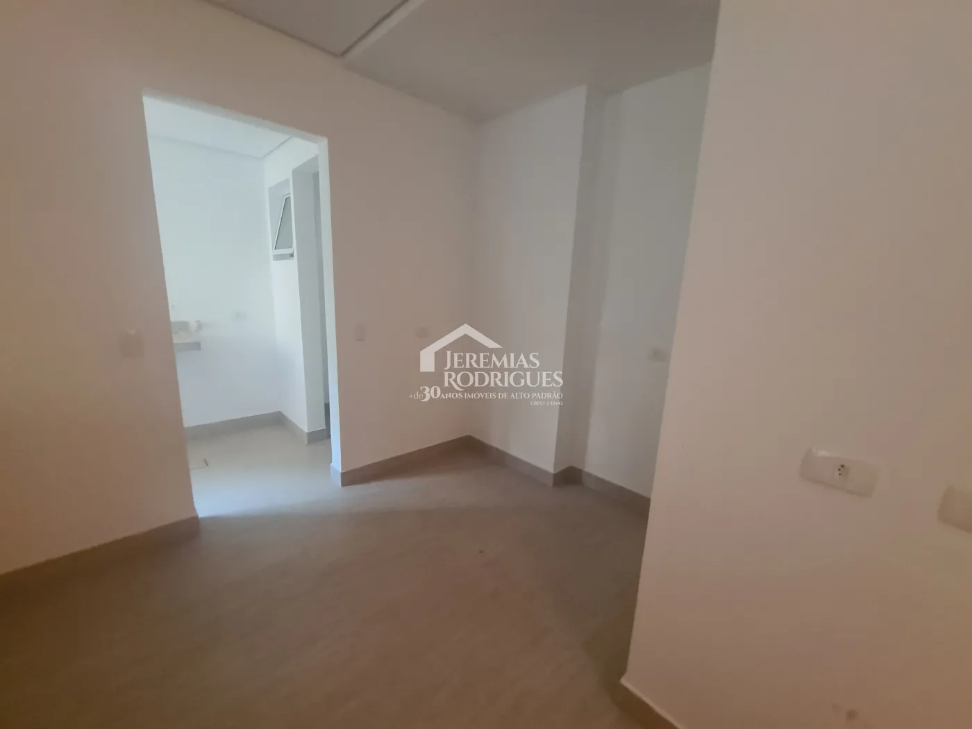 Apartamento para venda com 3 dormitórios no Condomínio Vila Americana em Campos do Jordão/SP