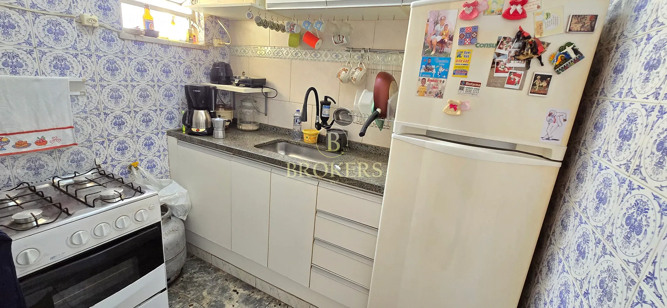 Apartamento Quarto e Sala  à Venda, Rua Joaquim Silva, Centro, a 650 metros do Metrõ Glória