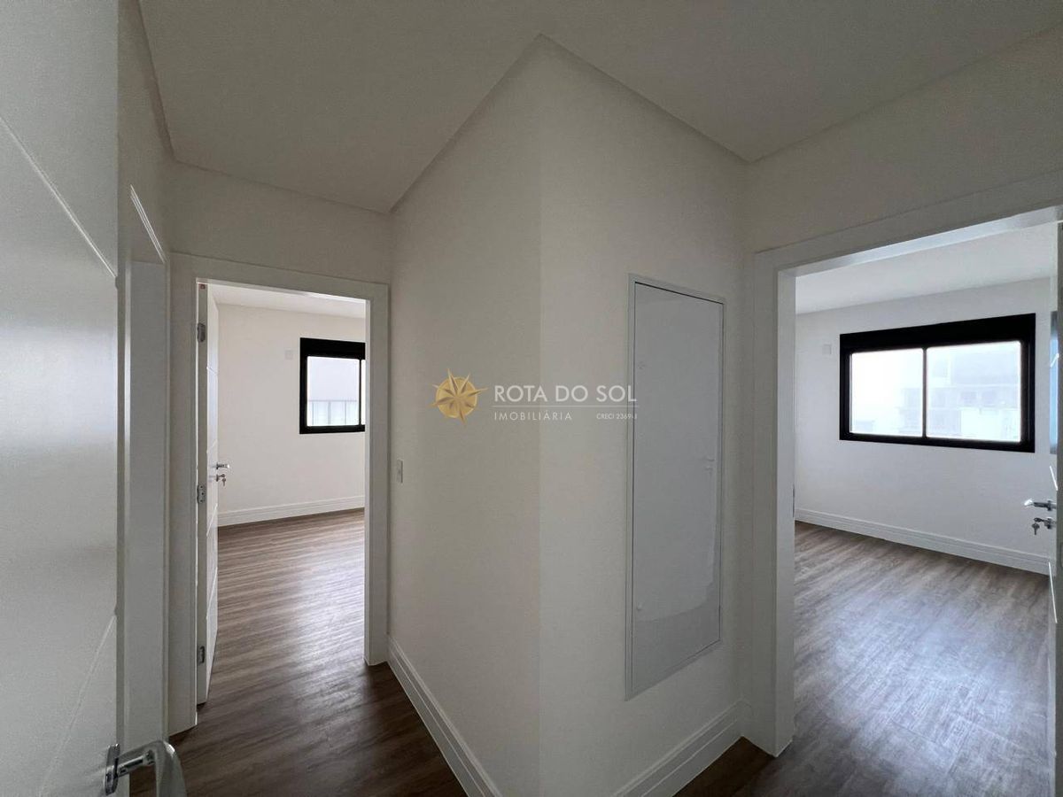 Doha Tower Apartamento Quadra Mar 4 Suítes em Meia Praia Itapema/SC