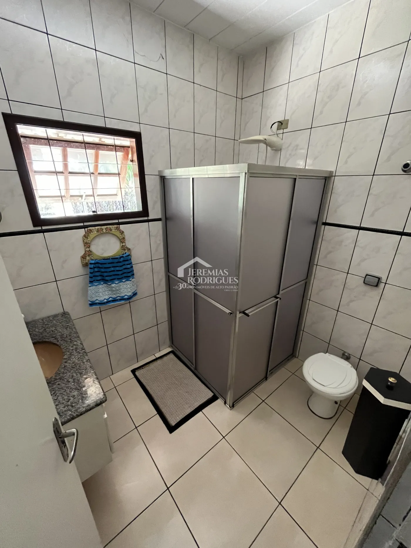 Chácara com 5 dormitórios, 400 m² - Lago Azul - Pindamonhangaba/SP