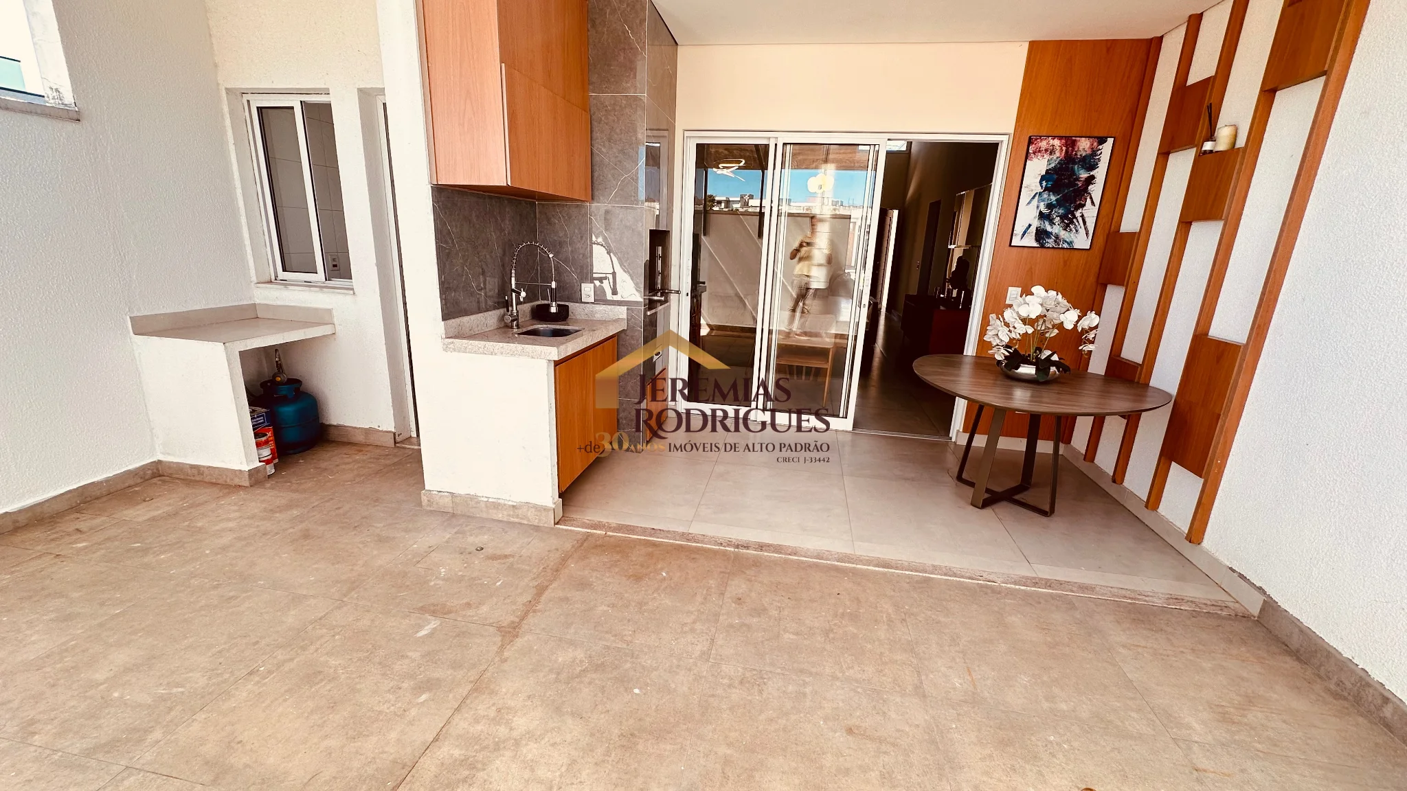 Casa para locação no Condomínio Moema Ville em Pindamonhangaba/SP.