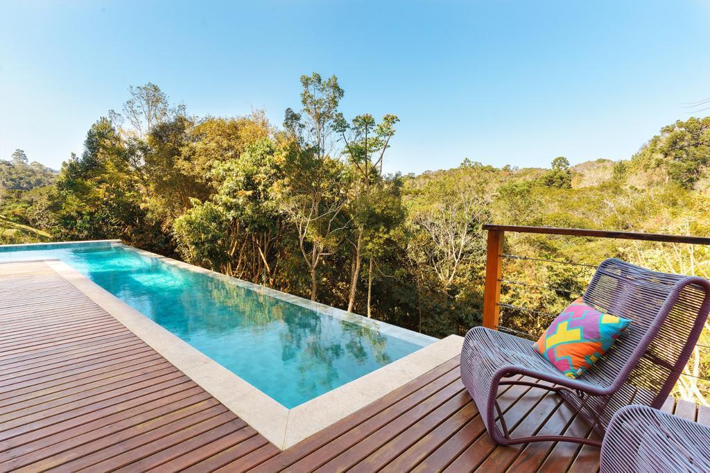 Casa com 4 dormitórios à venda, 330 m² - Parque da Mantiqueira - Santo Antônio do Pinhal/SP