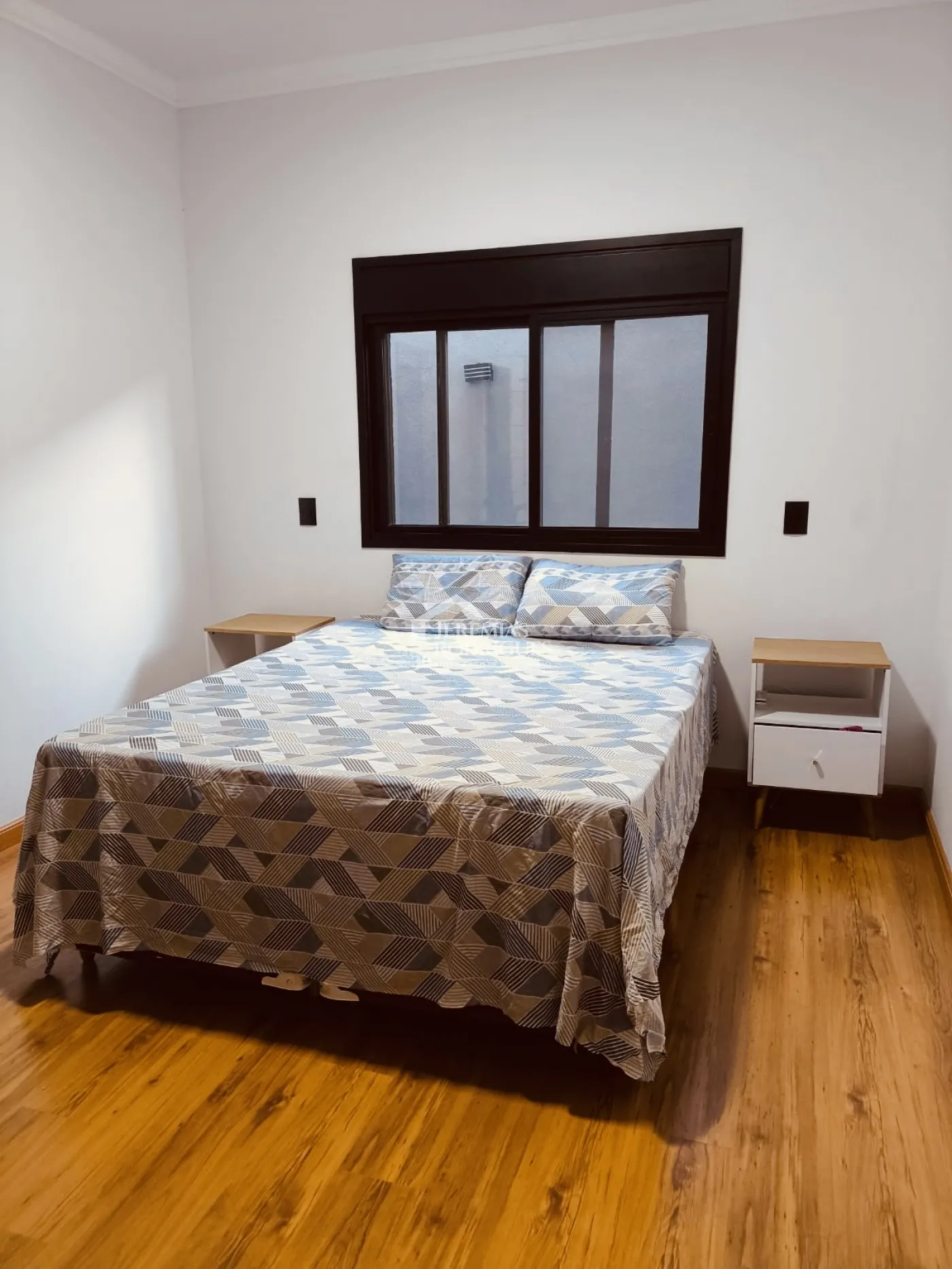 Casa com 3 dormitórios no Condomínio Residencial Verdes Vales em Taubaté/SP.