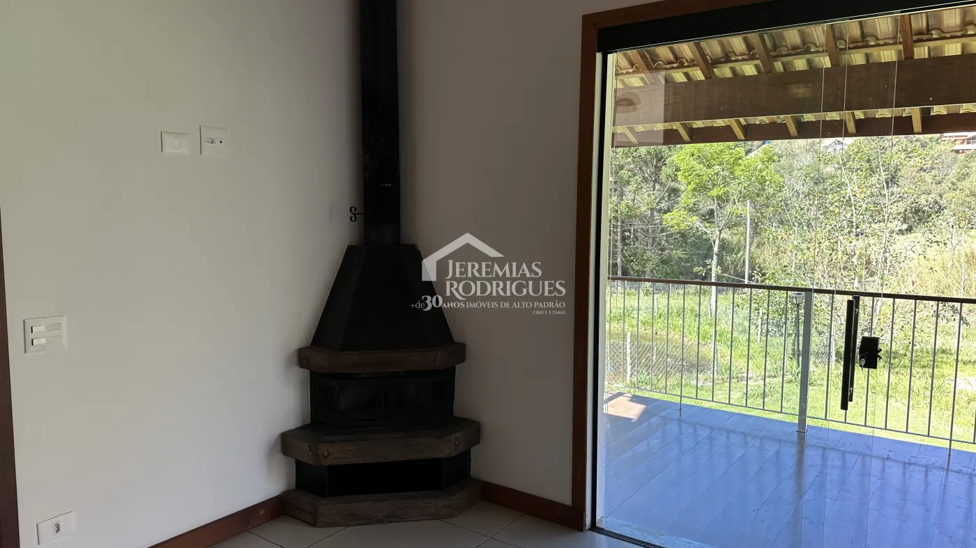 Casa com 3 dormitórios, 200 m² - Condomínio Country Club - Taubaté/SP