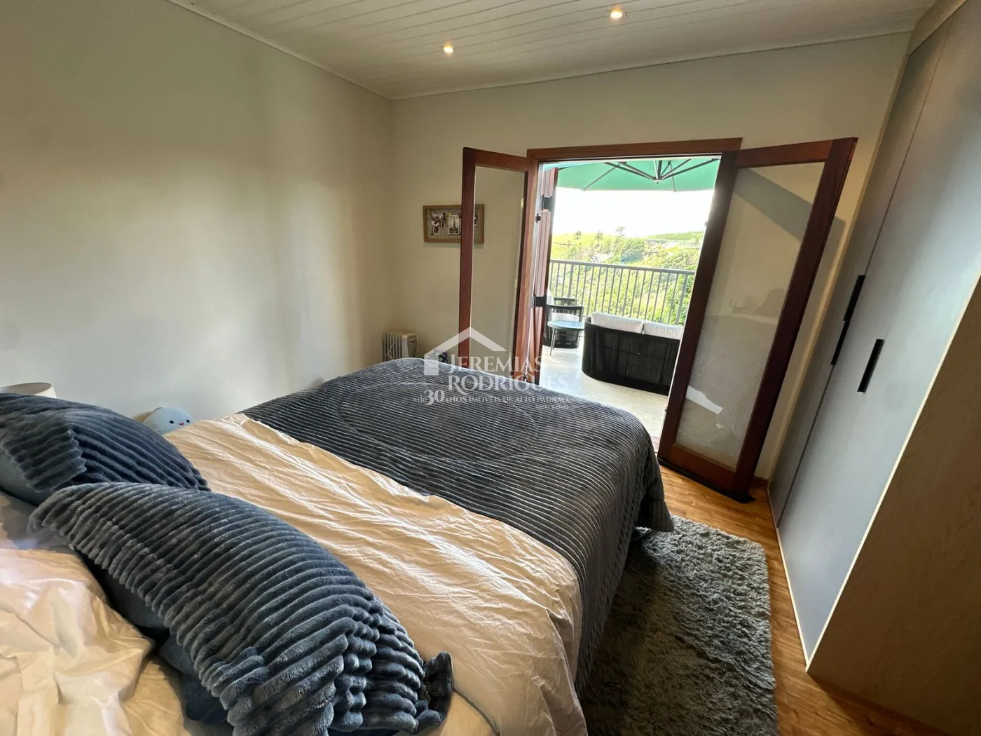 Casa para venda com 6 suítes no Capivari em Campos do Jordão/SP