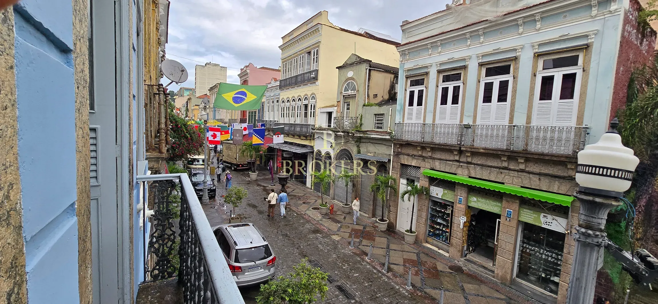 Excelente Oportunidade Comercial na Rua do Lavradio – Imóvel Tombado e Recém-Reformado