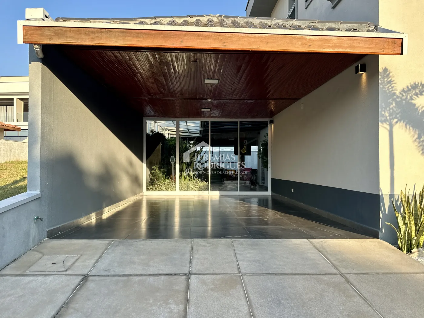 Casa com 3 suítes, 329 m² - Condomínio Ouro Ville - Taubaté/SP.