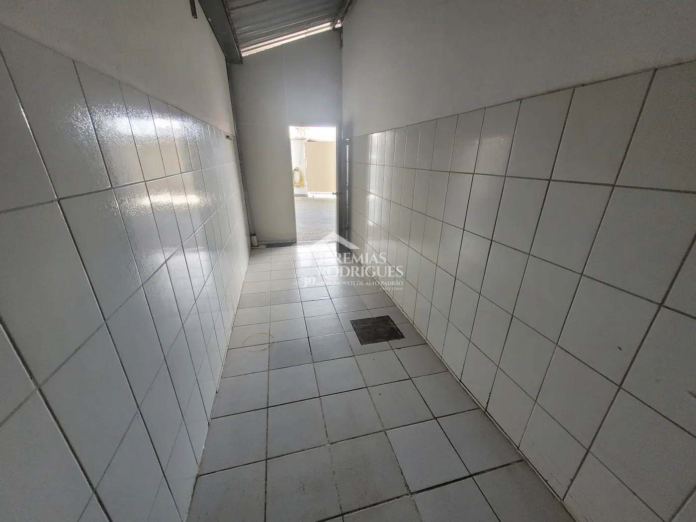 Cozinha industrial com 360 m² - Residencial Ouro Verde - Pindamonhangaba/SP.
