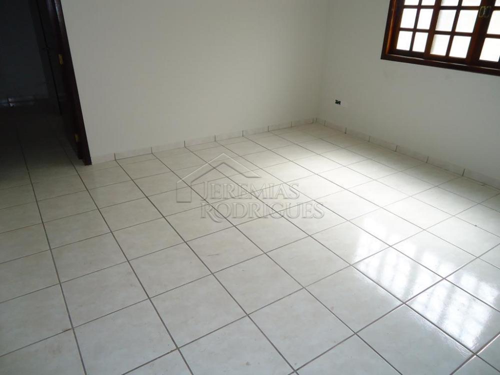 Casa à venda no Condomínio Taubaté Village