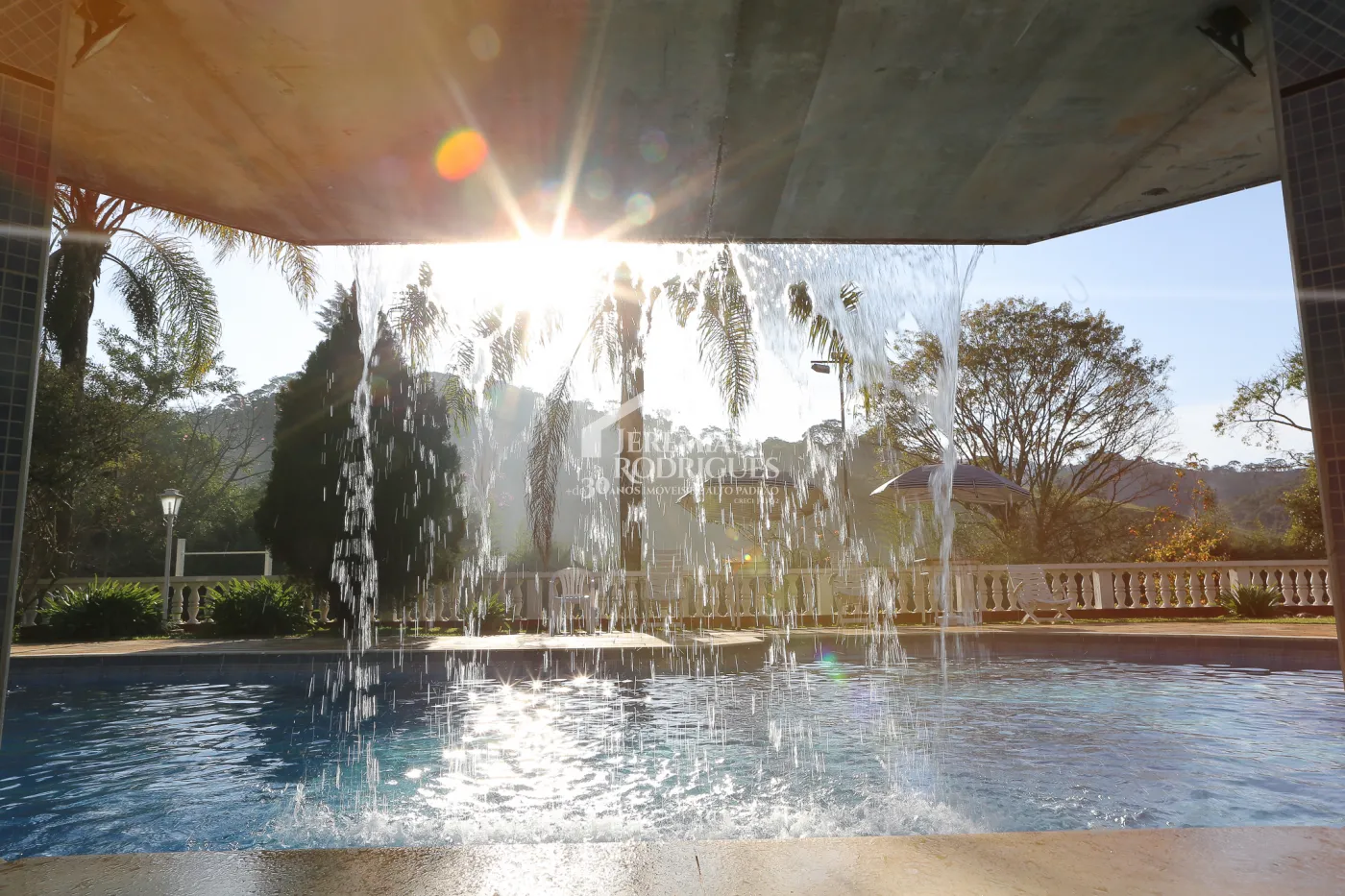 Chácara à venda no bairro do Sapucaí, em Sapucaí-Mirim/MG.
