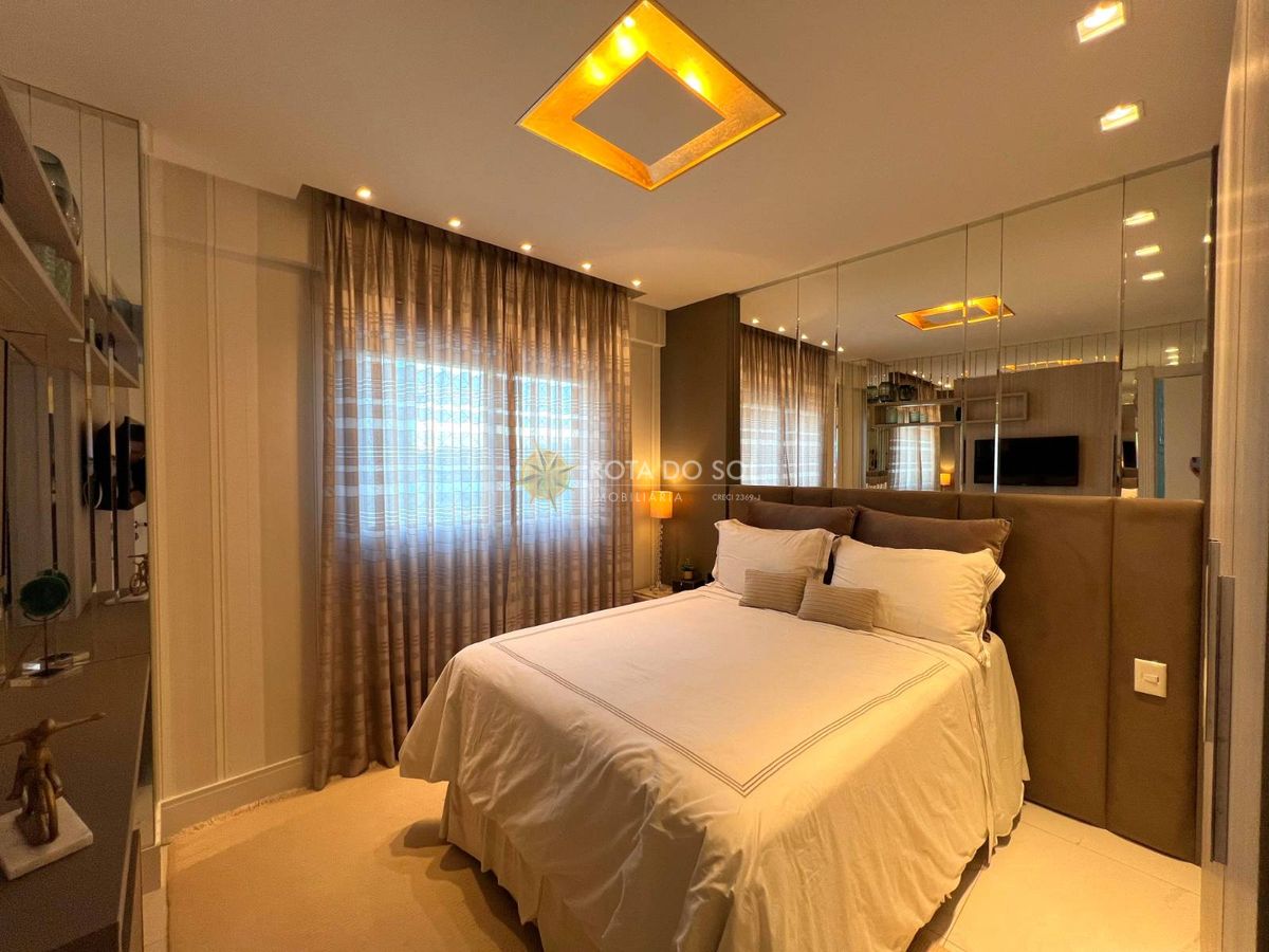 =Vogue Home Apartamento Quadra Mar 4 Suítes Meia Praia Itapema SC