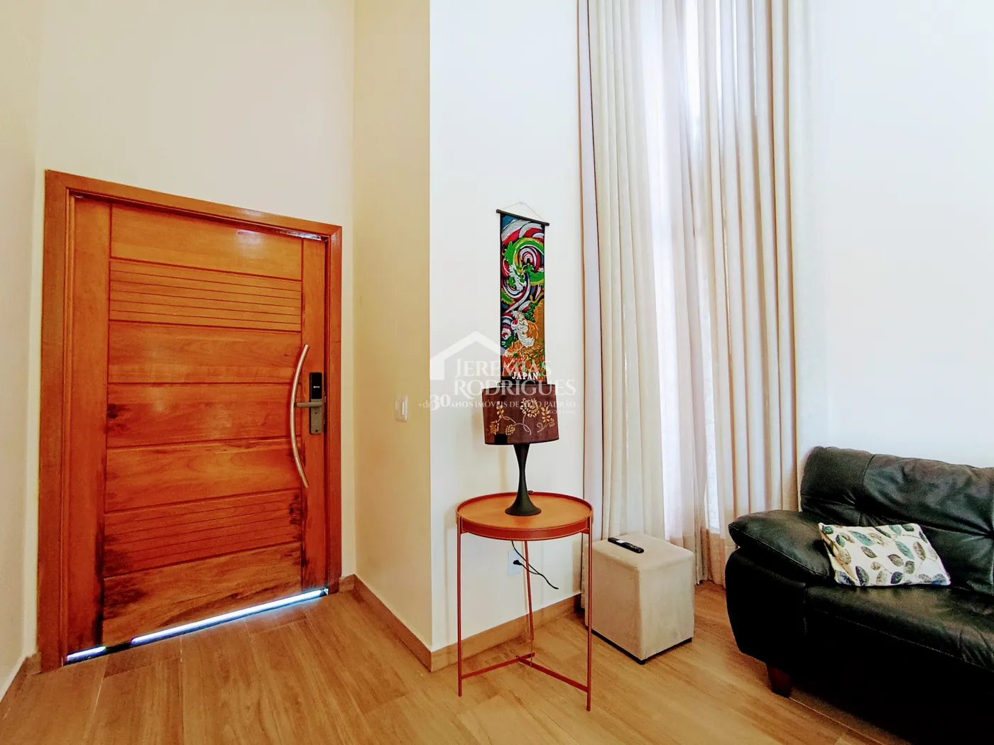 Casa para venda com 2 dormitórios no Residencial Charles Schineider em Taubaté/SP