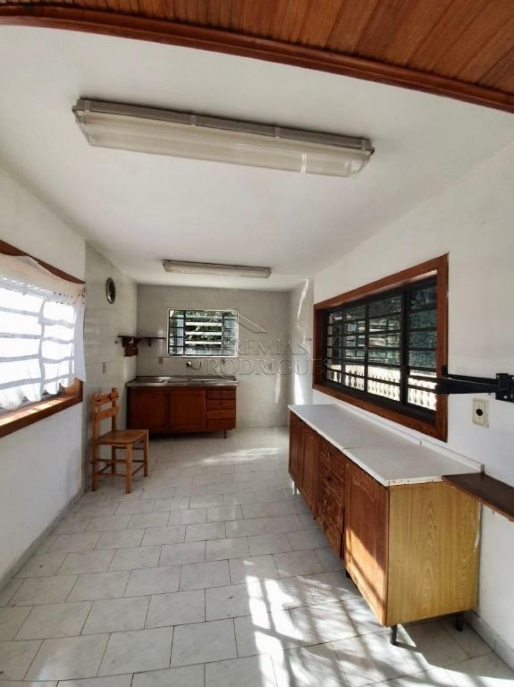 Casa à venda por R$ 880.000,00 - Santo Antônio do Pinhal/SP