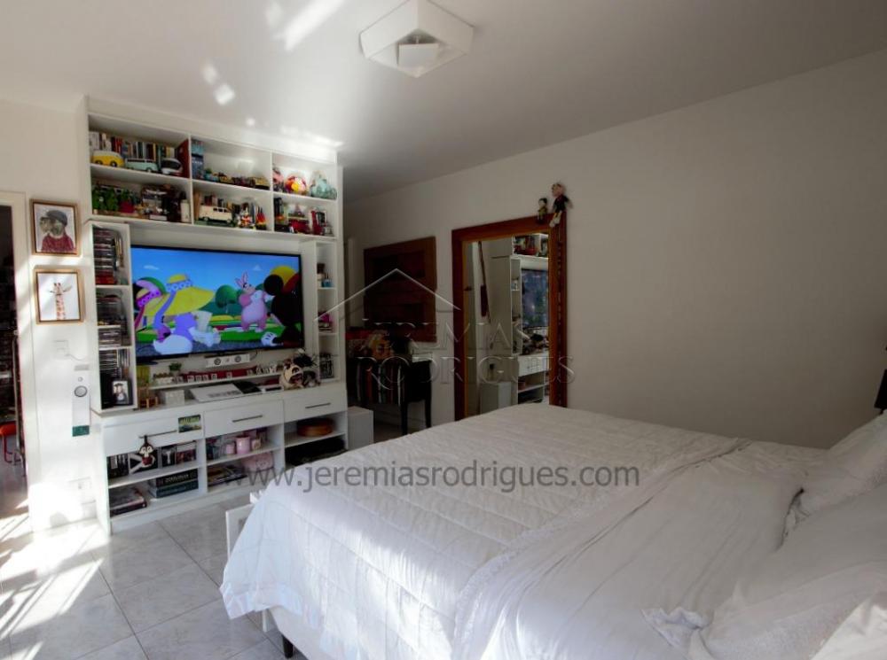 Casa à venda por R$ 2.200.000,00 - Tremembé/SP