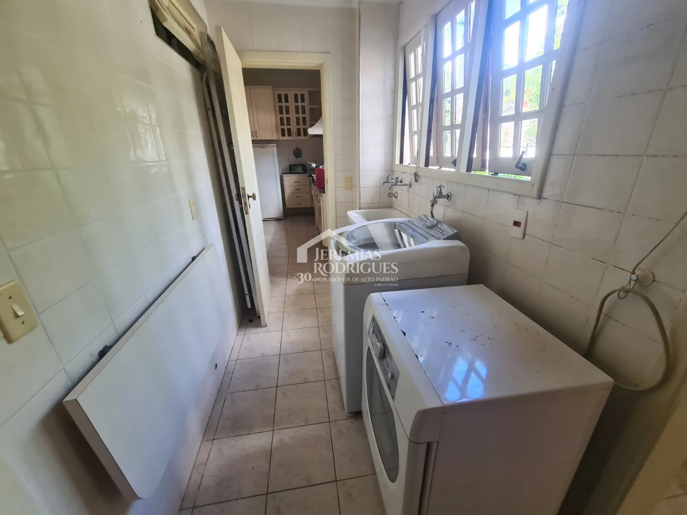 Apartamento para venda com 3 dormitórios no Condomínio Velden Village em Campos do Jordão/SP