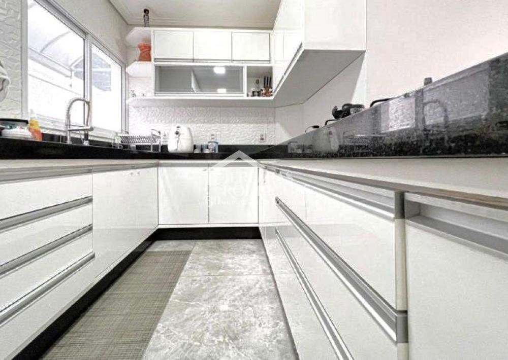 Casa com 3 dormitórios, 237 m² - Condomínio Terras do Vale - Caçapava/SP