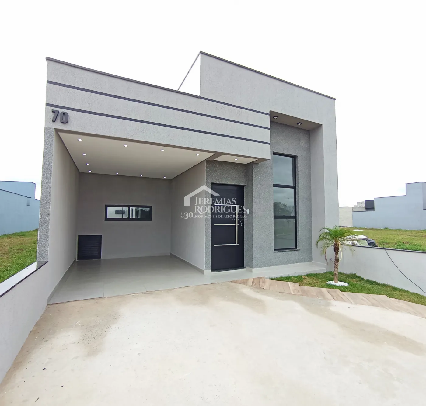Casa à venda com 3 dormitórios no Condomínio Bosque da Imperatriz em Pindamonhangaba/SP.