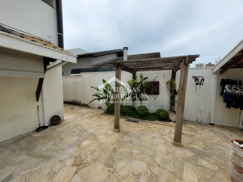 Casa com 4 quartos, 317 m², á venda e locação- Condomínio Taubaté Village - Taubaté/SP