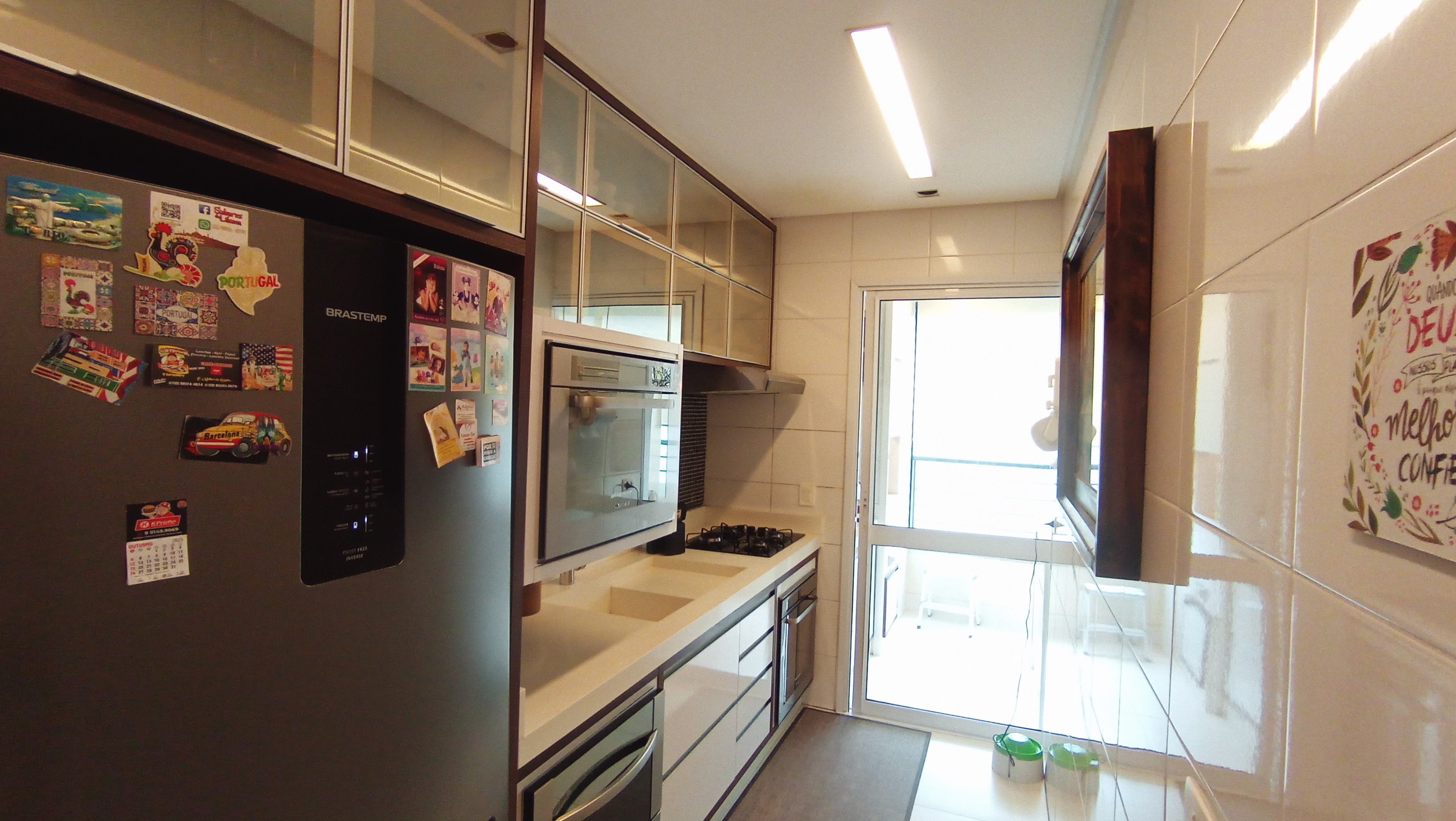 Apartamento à venda com 3 suítes no Condomínio Renaissance em Taubaté/SP.
