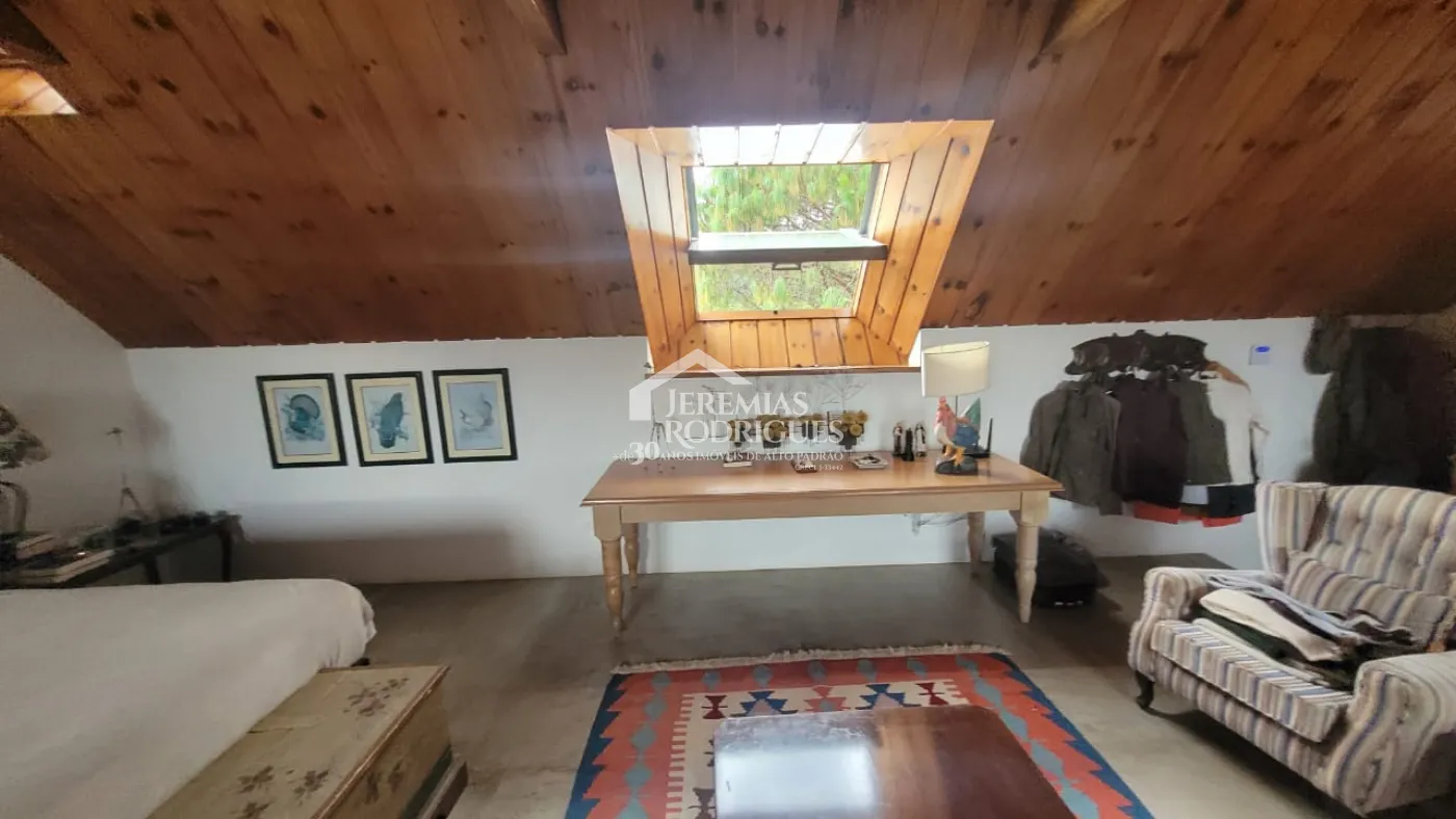 Casa para locação com 5 suítes no bairro Loteamento Por do Sol em Campos do jordão/SP